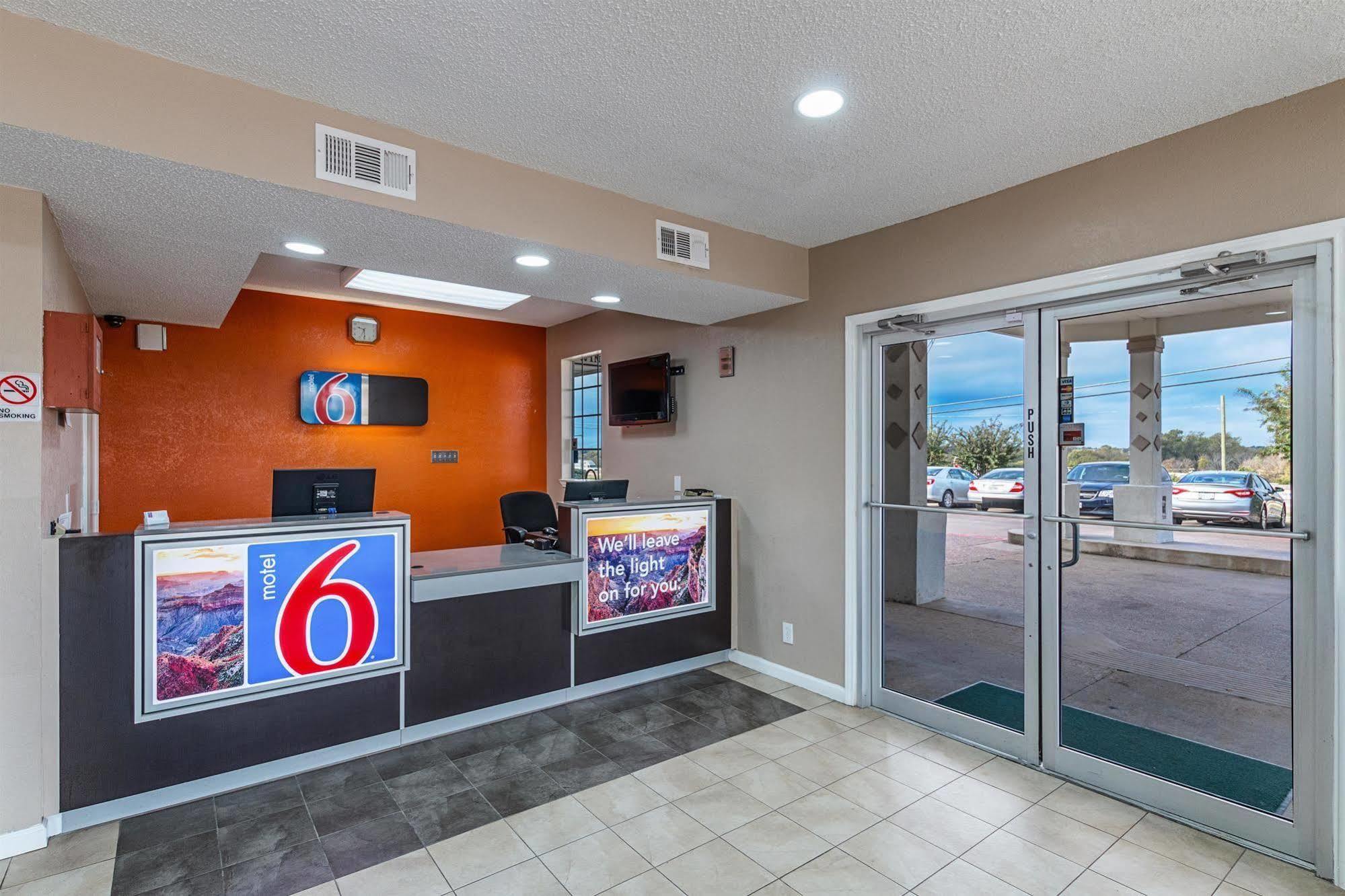Motel 6-Waxahachie, Tx Dış mekan fotoğraf